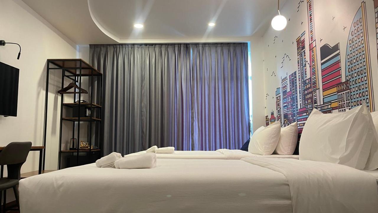 Times Hotel At Bassac Lane Phnom Penh Eksteriør bilde