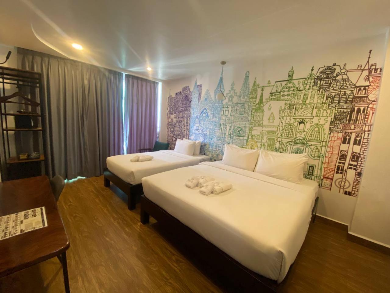 Times Hotel At Bassac Lane Phnom Penh Eksteriør bilde