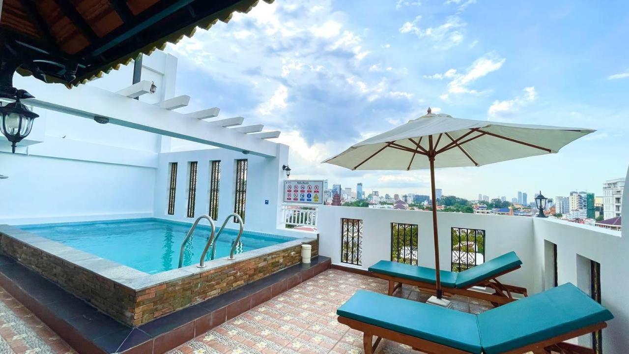 Times Hotel At Bassac Lane Phnom Penh Eksteriør bilde